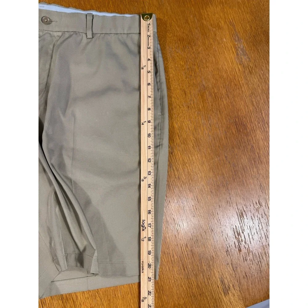 Nike Golf Shorts Men's 38 Beige‎ Dri-Fit Stretch Flat Front Performance